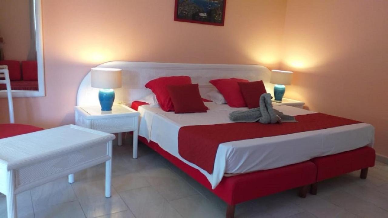 Apartment Bord De Tres Fonctionnel , Sur La & Vue Exceptionnelle Le Gosier (Grande-Terre)